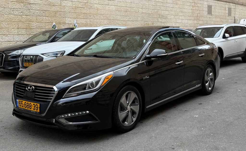 יונדאי SONATA HYBRID